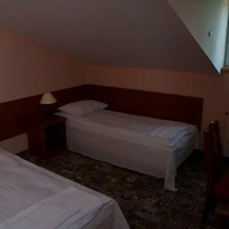 Nocleg ze śniadaniem Dwor